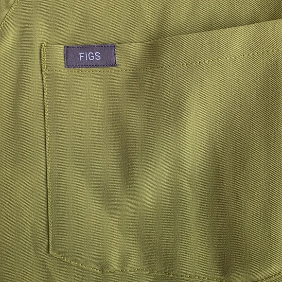 NWT FIGS Moss Green Scrub Set • Catarina Top • Petite High Waisted Yola Pants • - Picture 7 of 16